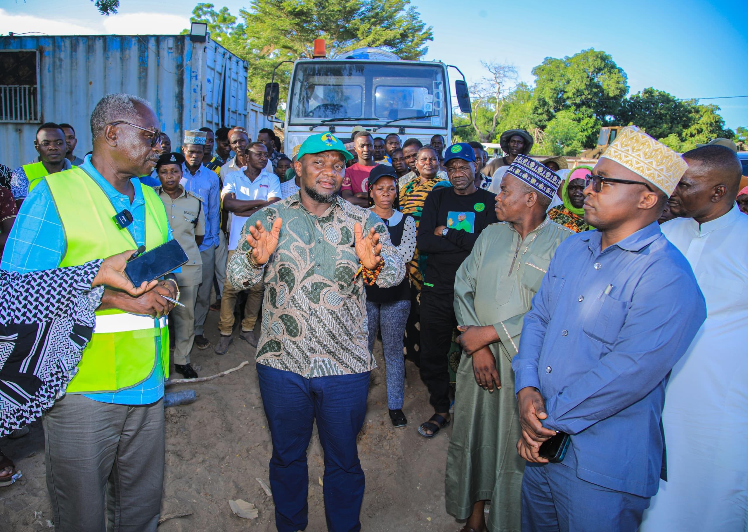 Mchengerwa amtaka Mkandarasi wa daraja la Mbambe kuongeza kasi ya ujenzi