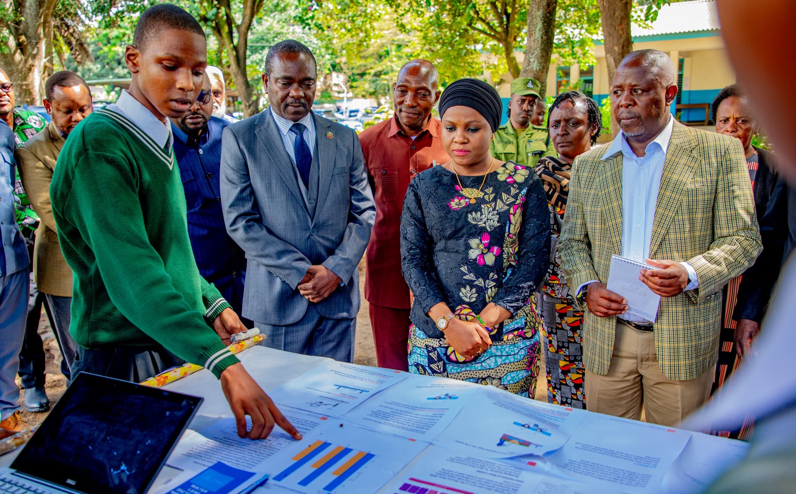 WALIMU NCHINI WATAKIWA KUTUMIA TAALUMA ZAO KULETA MAPINDUZI YA KIMAENDELEO