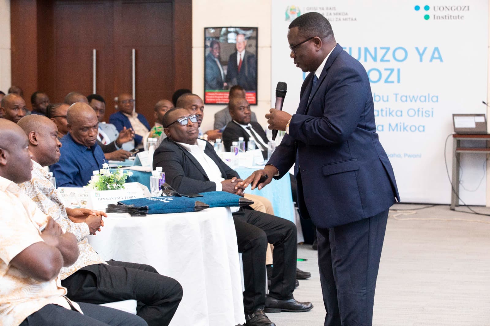 MAHUSIANO MAZURI  NI NGUZO MUHIMU KATIKA UTEKELEZAJI WA MAJUKUMU-MHE.SAJINI